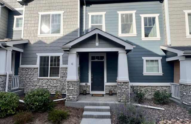 Almost New 3BD 2.5Bath Townhouse - 16816 East 118th Drive, Commerce City, CO 80022