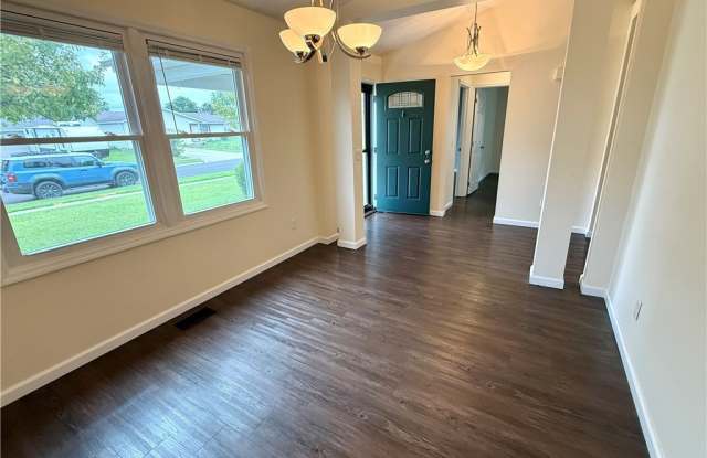 10029 Village Tree Court Gallery 4