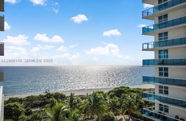 9225 Collins Ave Gallery 2