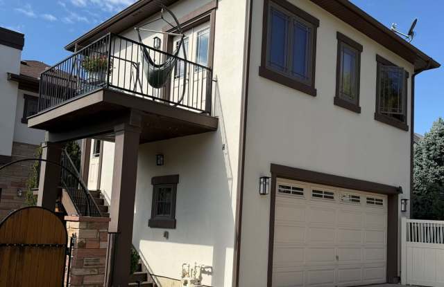 Carriage House for Rent in Northern Westminster  1 Bed 1 Bath Gallery 1