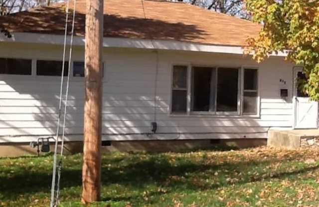 104 S Main St photos photos