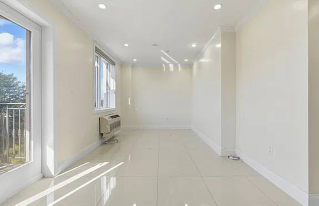 6464 Wetherole St # 5B Gallery 2