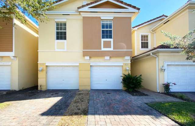 Spacious 3 Bed / 2.5 Bath/ 1 Car Garage Townhome in Pipers Cay! photos photos