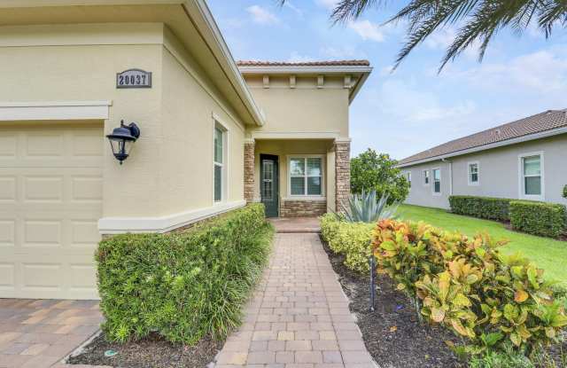 20037 SW Caserta Way Gallery 2