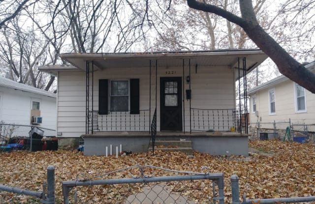 5221 Gladstone Blvd - 5221 Gladstone Boulevard, Kansas City, MO 64123