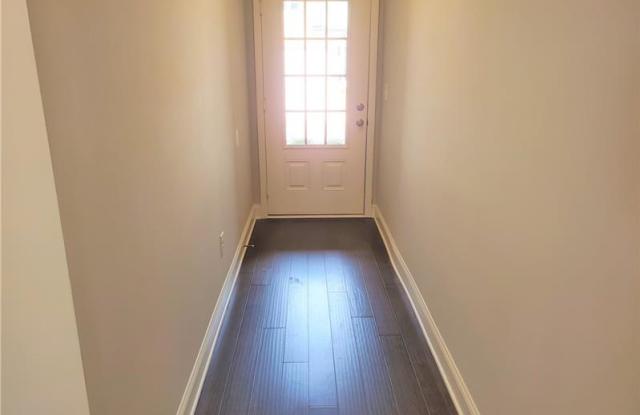 2475 Norwich Trace Gallery 2