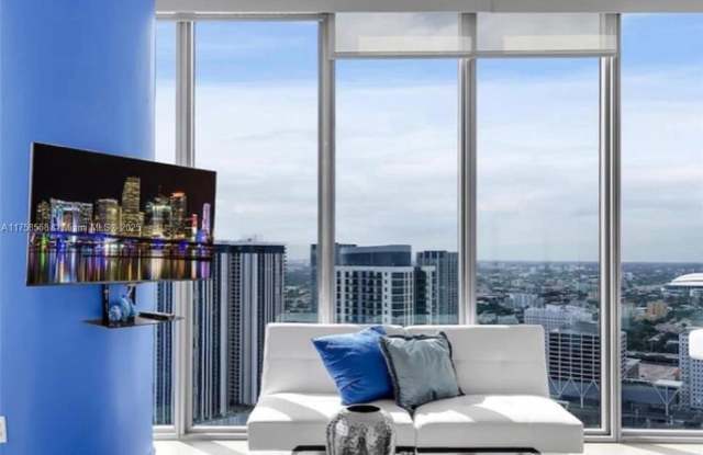 888 Biscayne Blvd photos photos