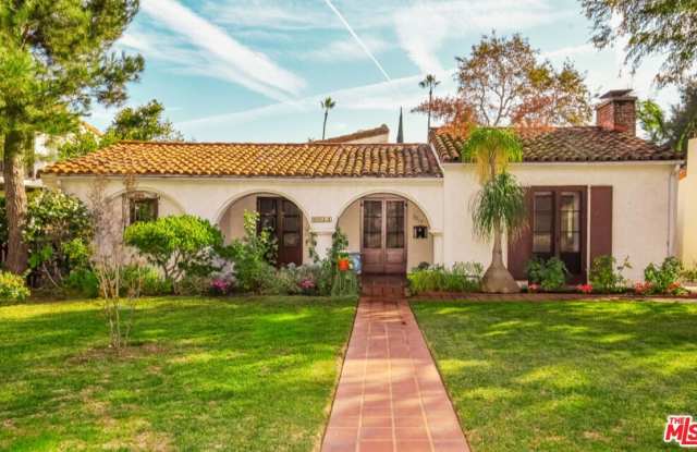 2814 Fleur Dr photos photos