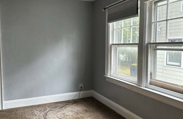 5 Beverly Avenue - 5 Beverly Avenue, Lockport, NY 14094