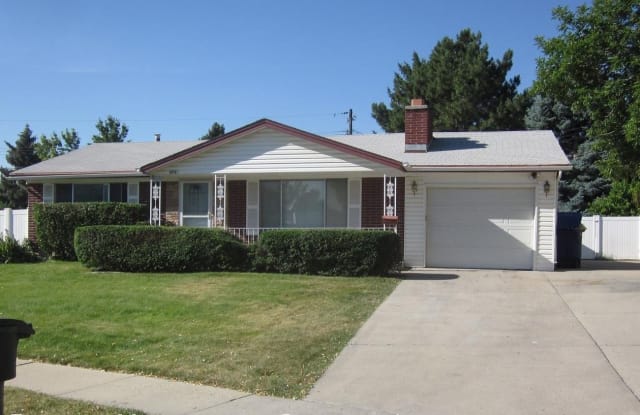 3731 W. Kewanee Dr. (4010 S.) - 3731 Kewanee Drive, West Valley City, UT 84120
