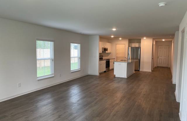 3 Bedroom 2 Bathroom House in Boiling Spring Lakes NC Gallery 4
