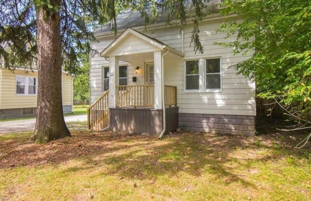 75 Dewhurst Ave - 75 Dewhurst Avenue, Bedford, OH 44146