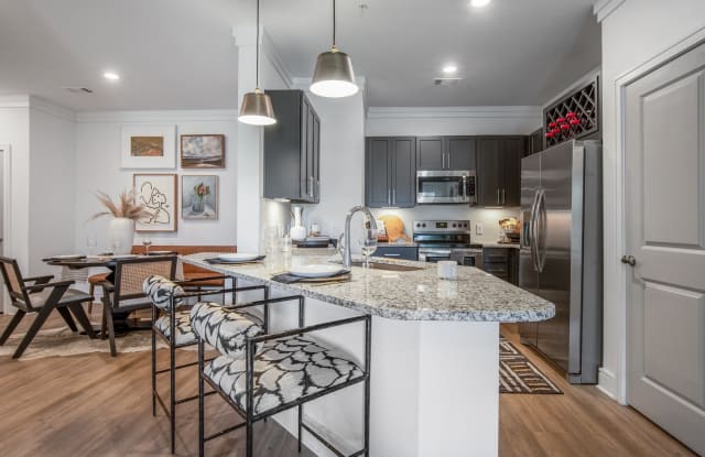 Cyan Mallard Creek Apartments Gallery 3