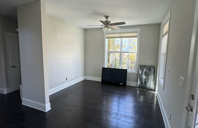 5065 Century Circle - 5065 Century Circle, Roswell, GA 30076