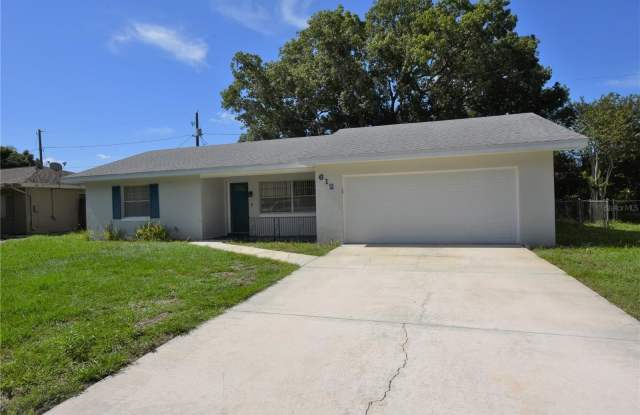 612 LAKE NED ROAD photos photos