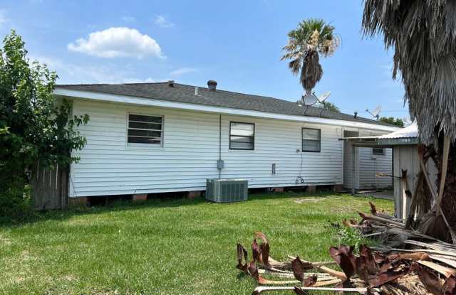 422 Ann Drive Gallery 2