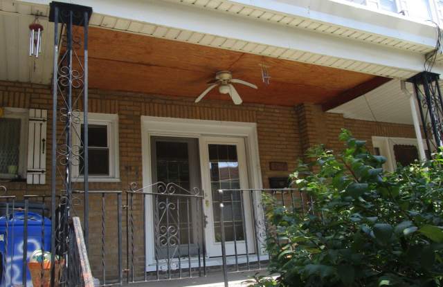 Remodeled Front Porch Home - Frankford photos photos