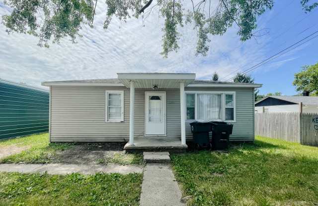 4 Bed 2 Bath photos photos 4 Bed 2 Bath photos photos