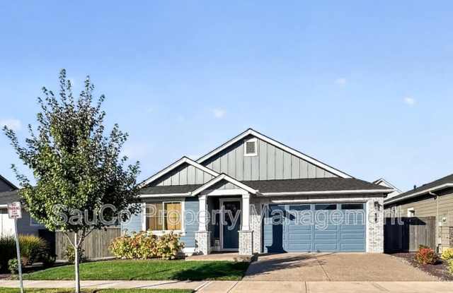 8063 Southeast Reddington Street Gallery 1