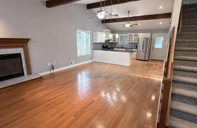406 Cedar Drive Gallery 2