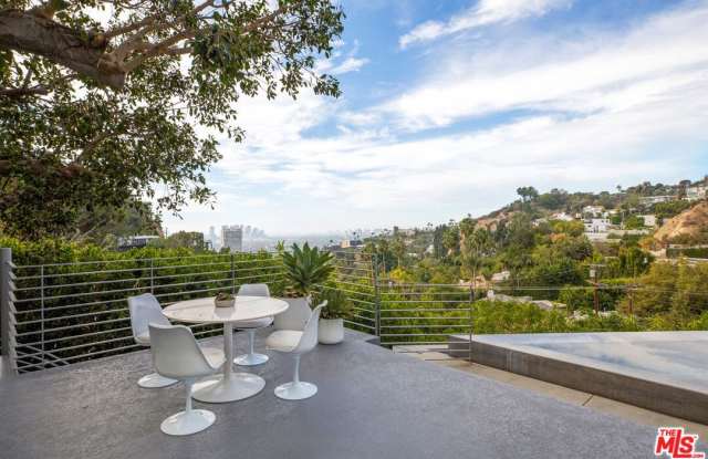 1517 Oriole Ln Gallery 4