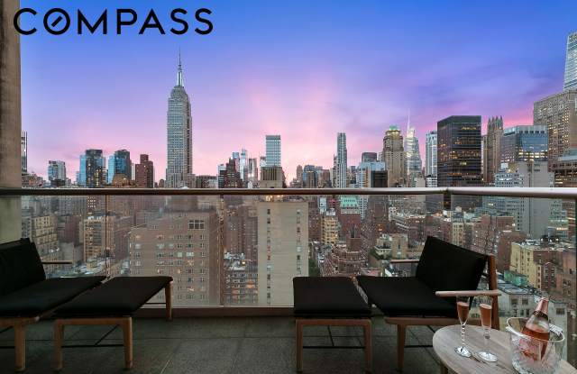 556 3rd Avenue Gallery 2