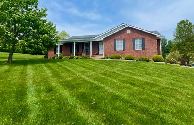 806 Foxfire Road photos photos