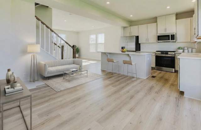 7012 Jones Lane Gallery 2