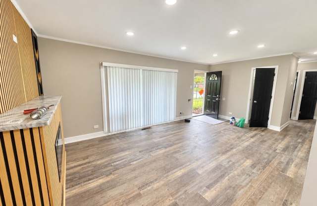 204 Shabbona Drive Gallery 4