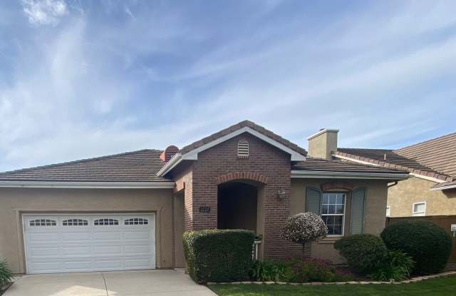 Gorgeous one story home in Bradley Square photos photos