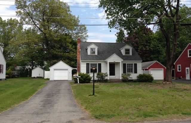 27 Willowbrook Rd - 27 Willowbrook Road, East Glenville, NY 12302