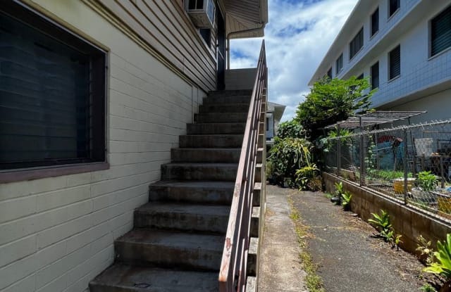 1744 WAIOLA ST #A4 - 1744 Waiola Street, Honolulu, HI 96826
