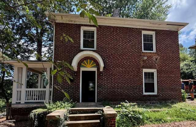 Central - Beautiful 1920's Traditional Brick Home, Newly Renovated photos photos