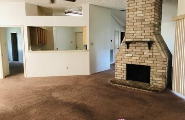 15823 Roxton Ridge Drive Gallery 4