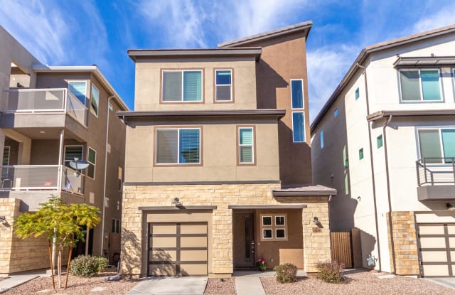 7040 W STARDUST Drive - 7040 West Stardust Drive, Chandler, AZ 85226