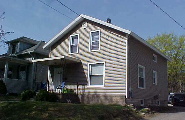1810 Lyons Ave photos photos