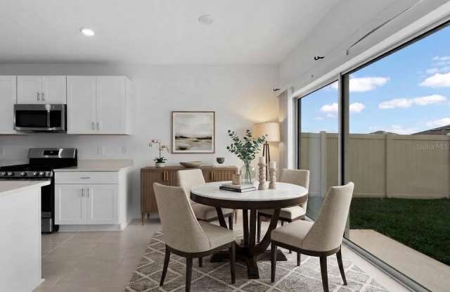 13524 CAMELOT CT Gallery 4