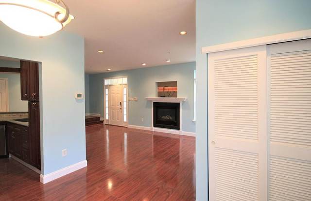 409 Dresher Woods Drive Gallery 2