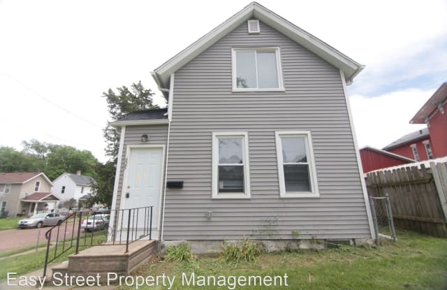 625 LeClaire St - 625 Leclaire Street, Davenport, IA 52803