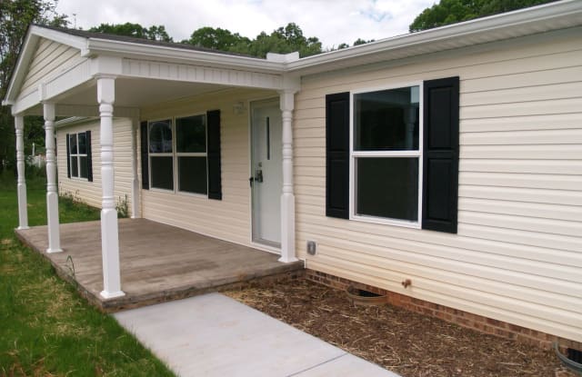 146 Brandenburg Dr - 146 Brandenburg Drive, Iredell County, NC 28677