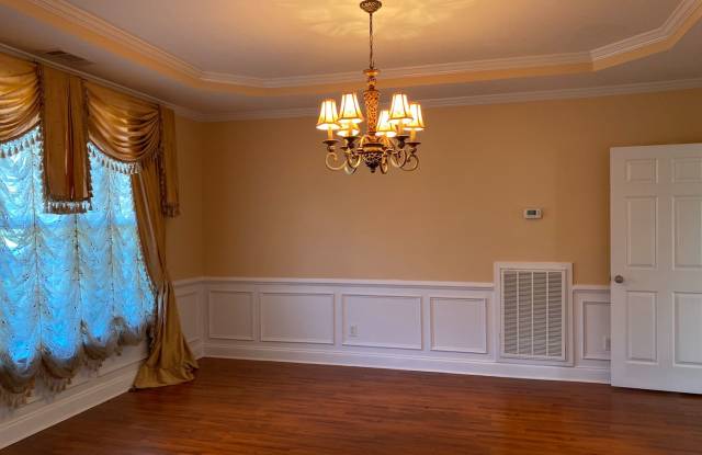 1002 Dorset Lane in the  Highgrove Community Gallery 4