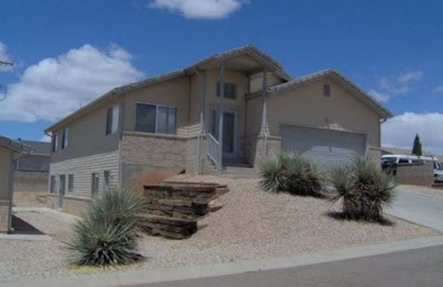 3 Bedroom, 2 Bathroom Home on Truman Drive photos photos