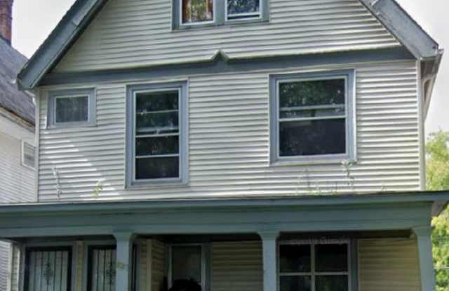 1707 N 36th St - 1707 North 36th Street, Milwaukee, WI 53208