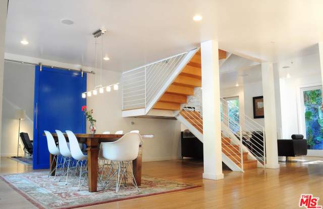 2712 NICHOLS CANYON Road Gallery 4
