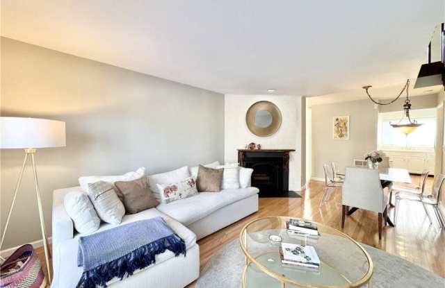 81 Wolfpit Avenue Gallery 4