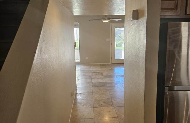 885 North Granite Reef Road Gallery 2