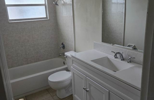 705 Michigan Court photos photos