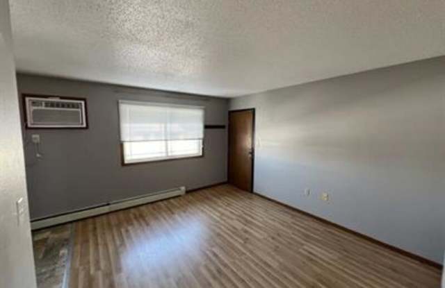 4620 Vasey Avenue - 2 - 4620 Vasey Avenue, Marion, IA 52302