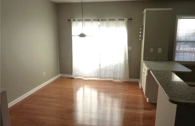 2302 Towneheights Terrace Gallery 3