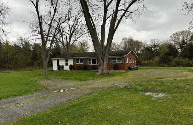 8616 LINTON HALL RD - 8616 Linton Hall Road, Linton Hall, VA 20136